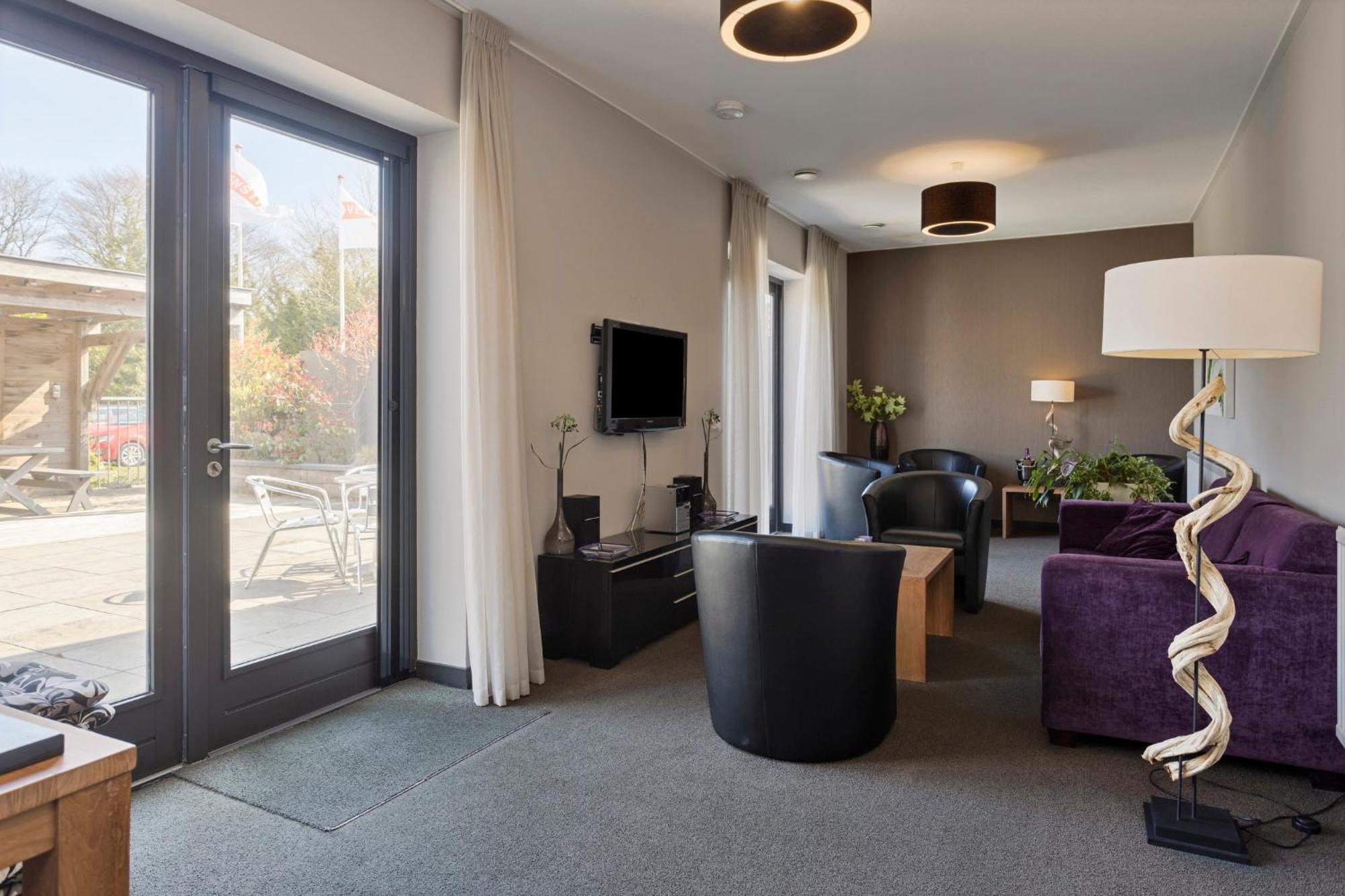 Hunzego Hotel Uithuizermeeden Exteriör bild