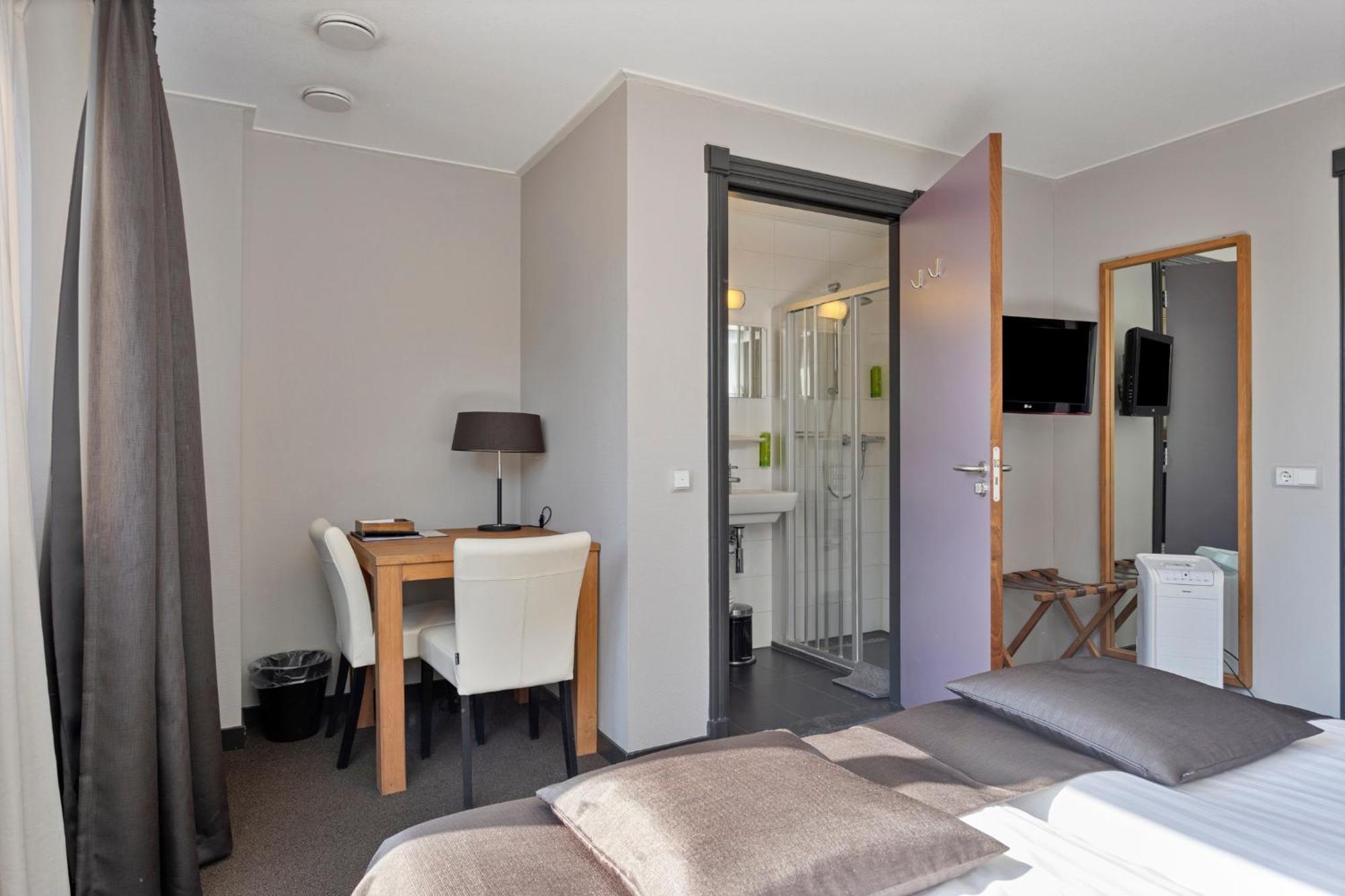 Hunzego Hotel Uithuizermeeden Exteriör bild