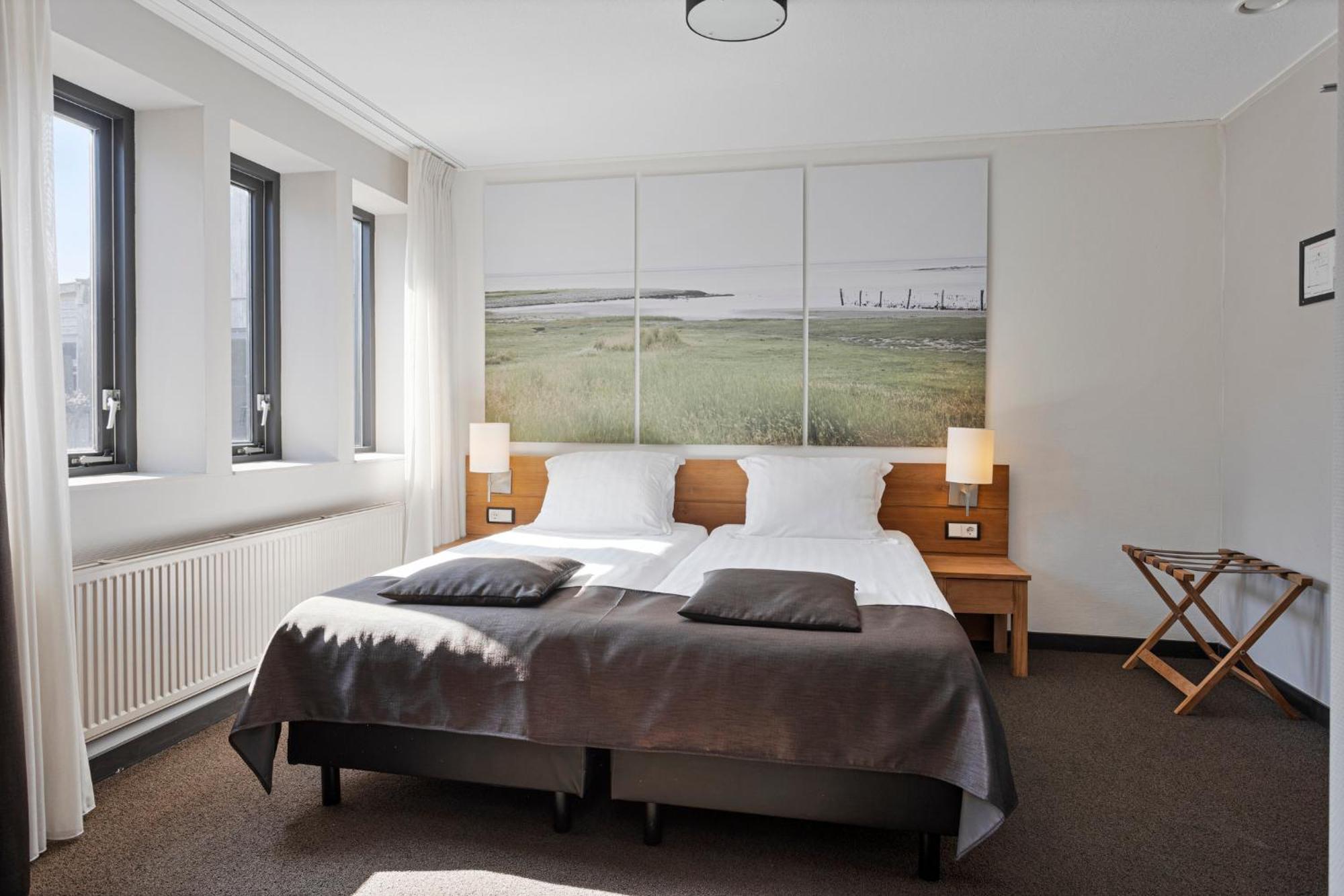 Hunzego Hotel Uithuizermeeden Exteriör bild